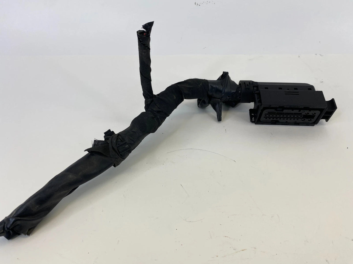 03 04 05 SAAB 9-3 2.0L TURBO ANTI LOCK BRAKE ABS PUMP MODULE CONNECTOR PLUG OEM