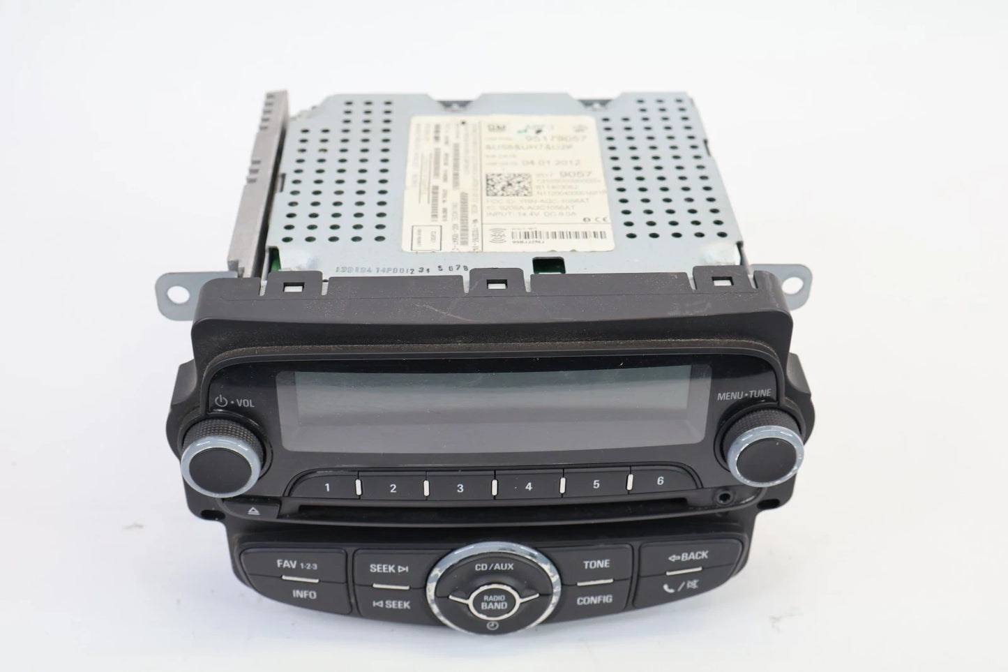 2012-2015 CHEVROLET SONIC RADIO CD PLAYER AM FM BLUETOOTH STEREO OEM 95179057