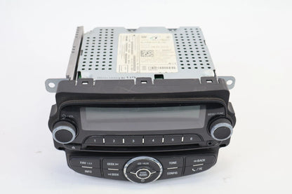 2012-2015 CHEVROLET SONIC RADIO CD PLAYER AM FM BLUETOOTH STEREO OEM 95179057