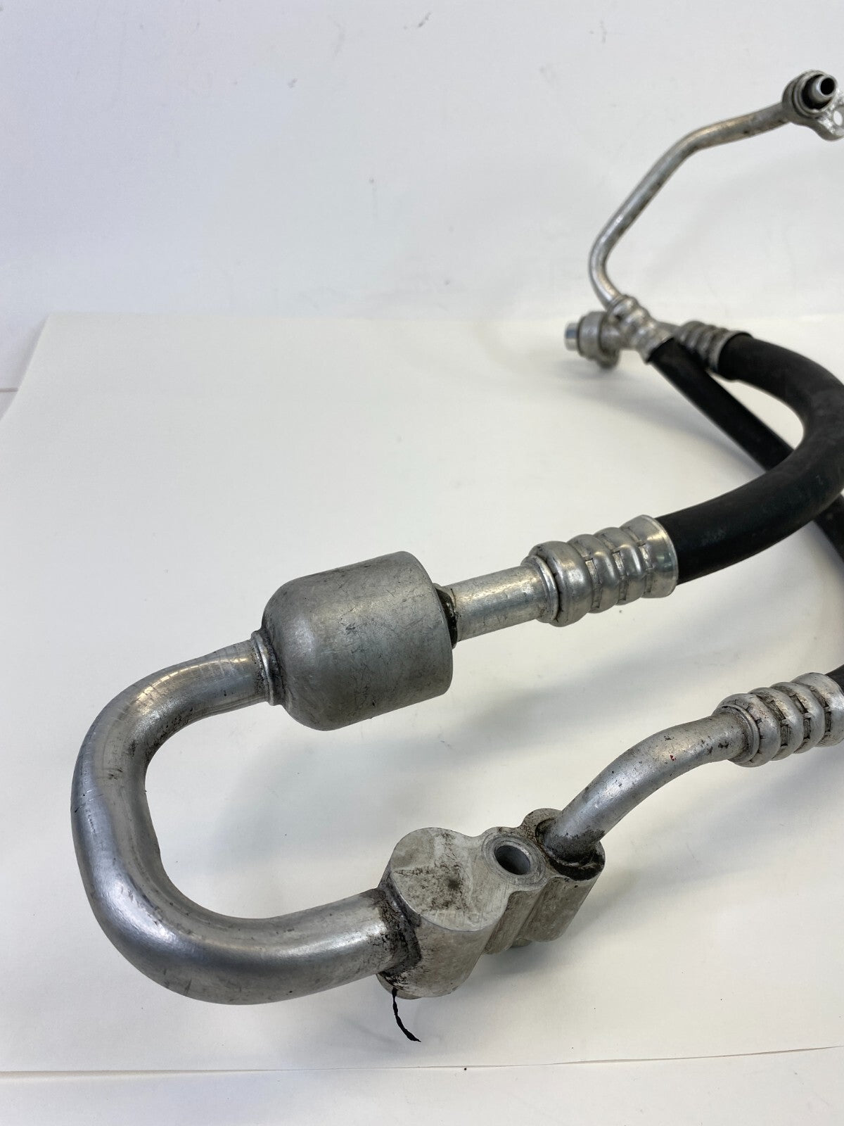 14-16 Chevy Cruze 16 Cruze Limited 1.4 TURBO AC Air Condition Suction Hose Line