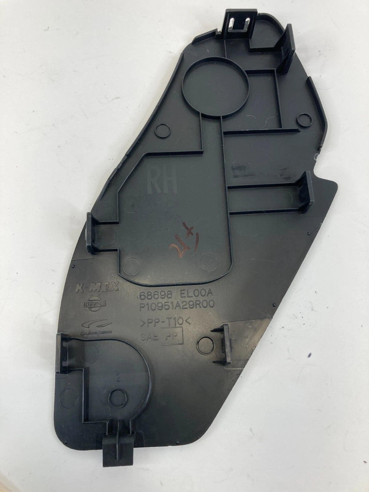 2007-2012 NISSAN VERSA INSTRUMENT PANEL RIGHT SIDE END CAP COVER 68698-EL00A