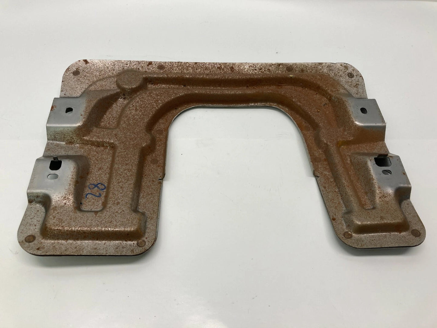 2004-2011 VOLVO S40 04-13 C30 INSTRUMENT PANEL DASH BRACKET 3409946-E OEM