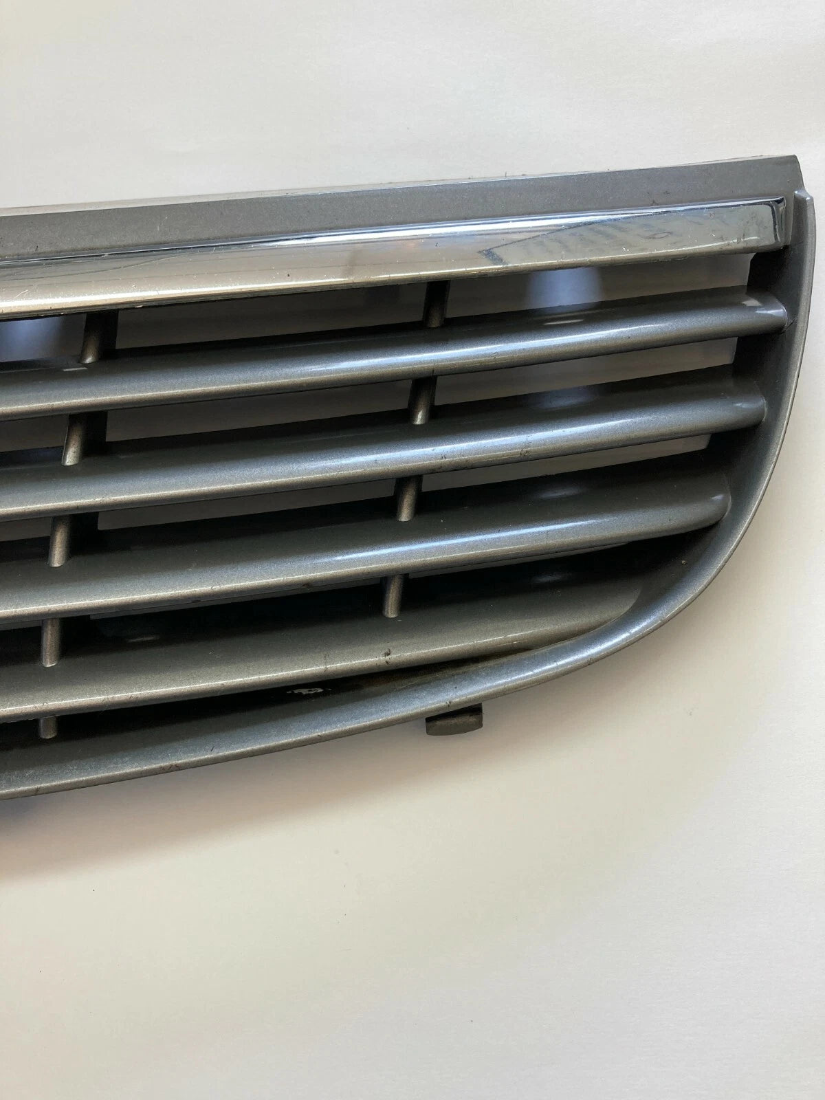 1997 1998 1999 CHEVROLET MALIBU FRONT BUMPER UPPER GRILL GRILLE 22603446 OEM