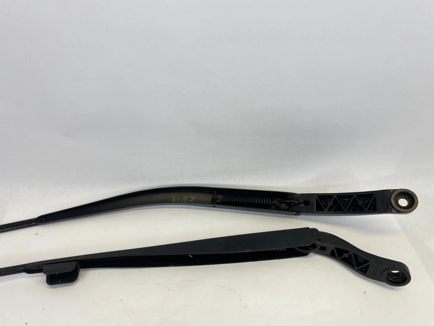 2005-2007 HONDA ODYSSEY FRONT WINDSHIELD WIPER ARM LEFT RIGHT SET PAIR OEM