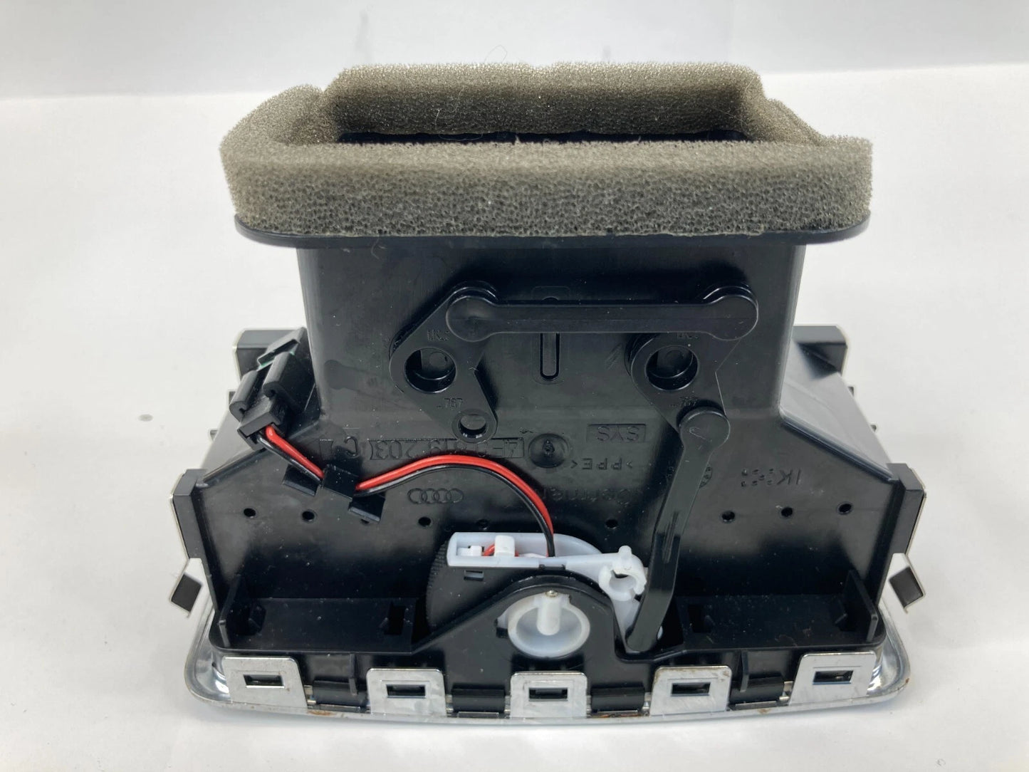 2007-2011 AUDI A6 QUATTRO S6 REAR CENTER CONSOLE AIR VENT GRILLE 4F0819203C OEM