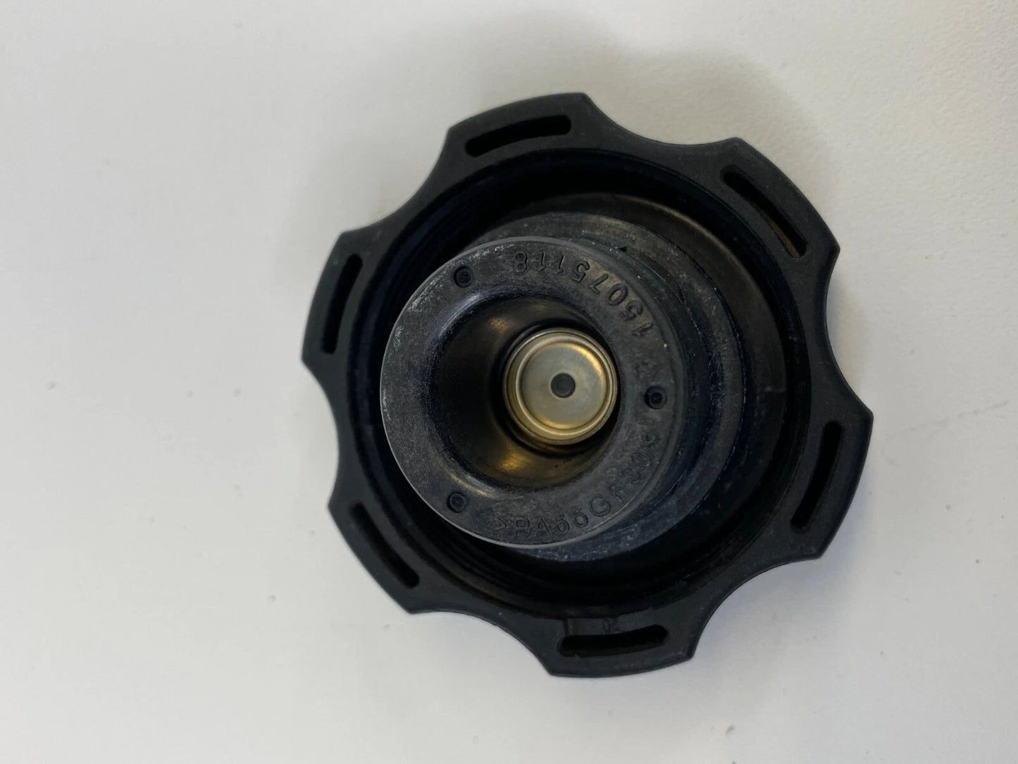 2010-2017 GMC TERRAIN RADIATOR EXPANSION COOLANT RESERVOIR TANK CAP 15075118 OEM