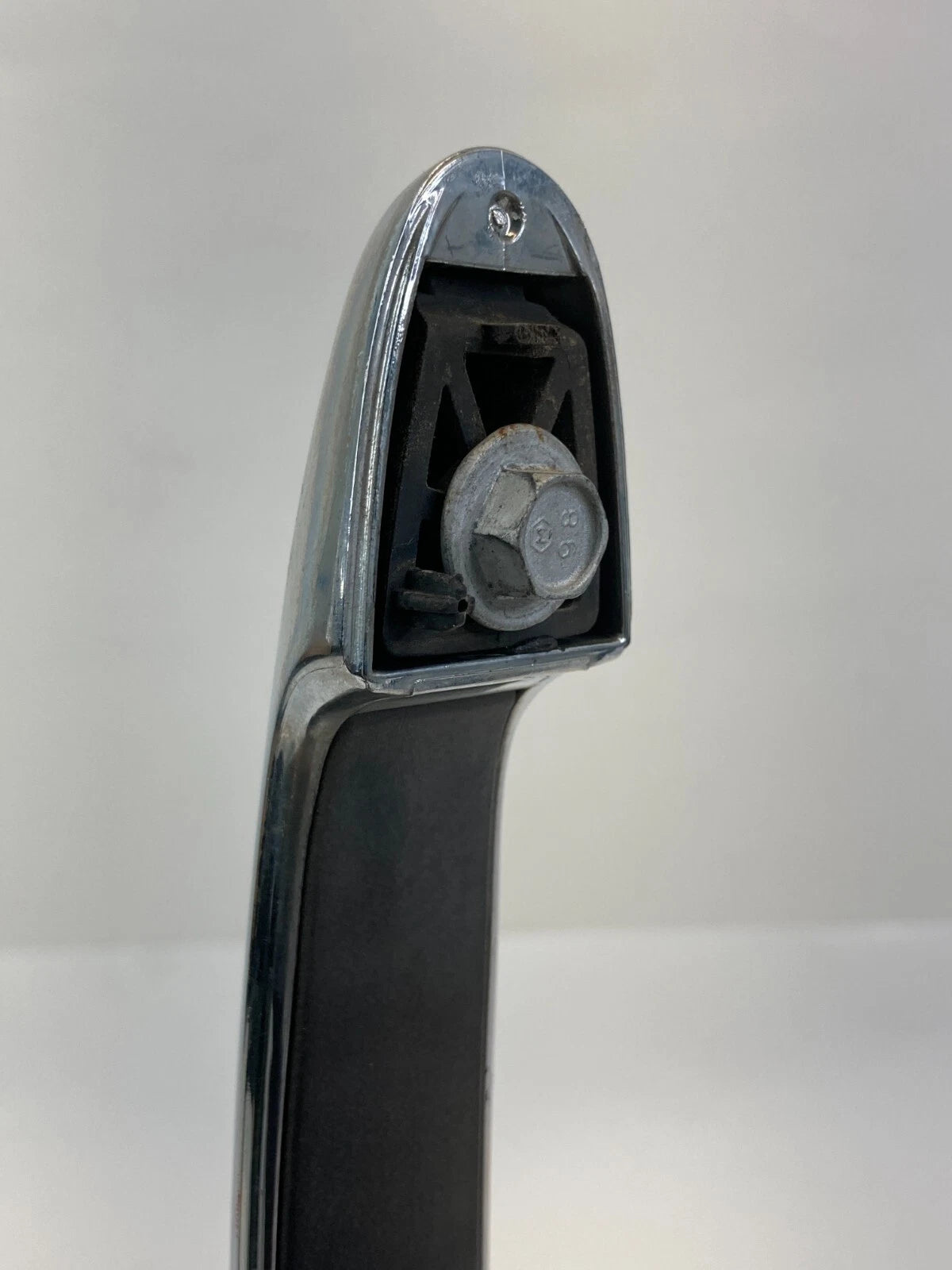 2006-2011 BUICK LUCERNE FRONT RIGHT SIDE EXTERIOR OUTER DOOR HANDLE ASSEMBLY OEM