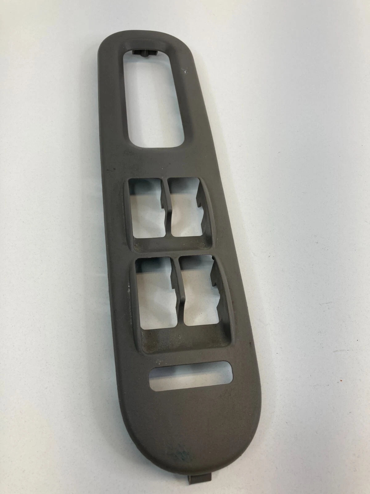 99 00 01 02 03 04 HONDA ODYSSEY FRONT LEFT MASTER DOOR WINDOW SWITCH BEZEL TRIM