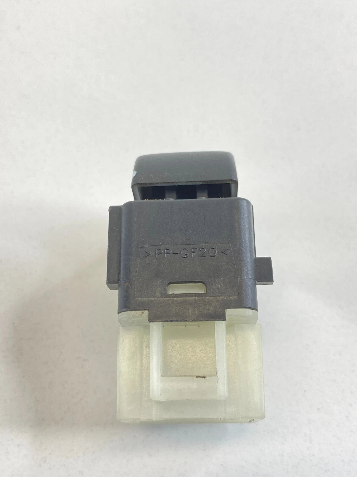 2000-2005 CHEVY IMPALA REAR RIGHT SIDE DOOR POWER WINDOW SWITCH 10283836 OEM