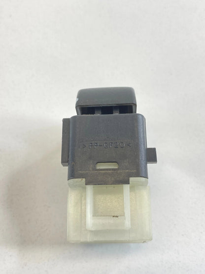 2000-2005 CHEVY IMPALA REAR RIGHT SIDE DOOR POWER WINDOW SWITCH 10283836 OEM