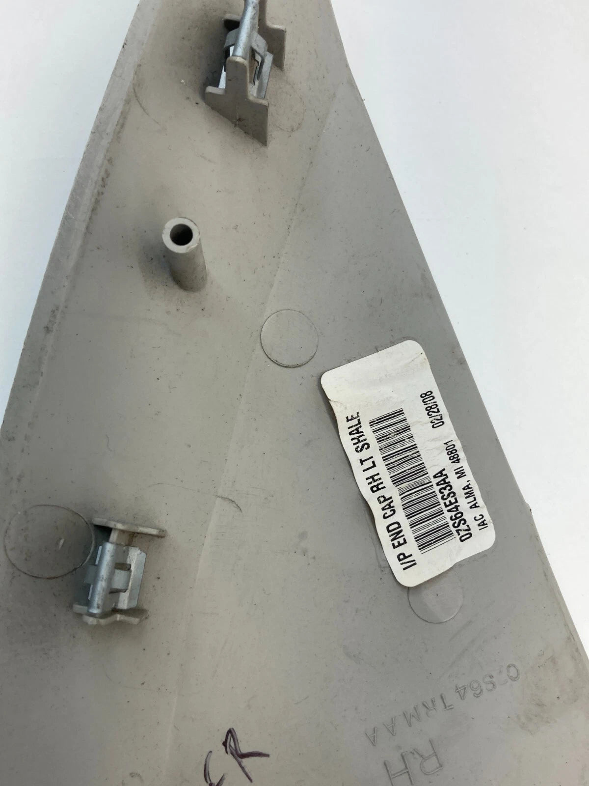 2008-2010 CHYSLER TOWN & COUNTRY DASH RIGHT END CAP COVER TRIM ZS64ES3AA OEM