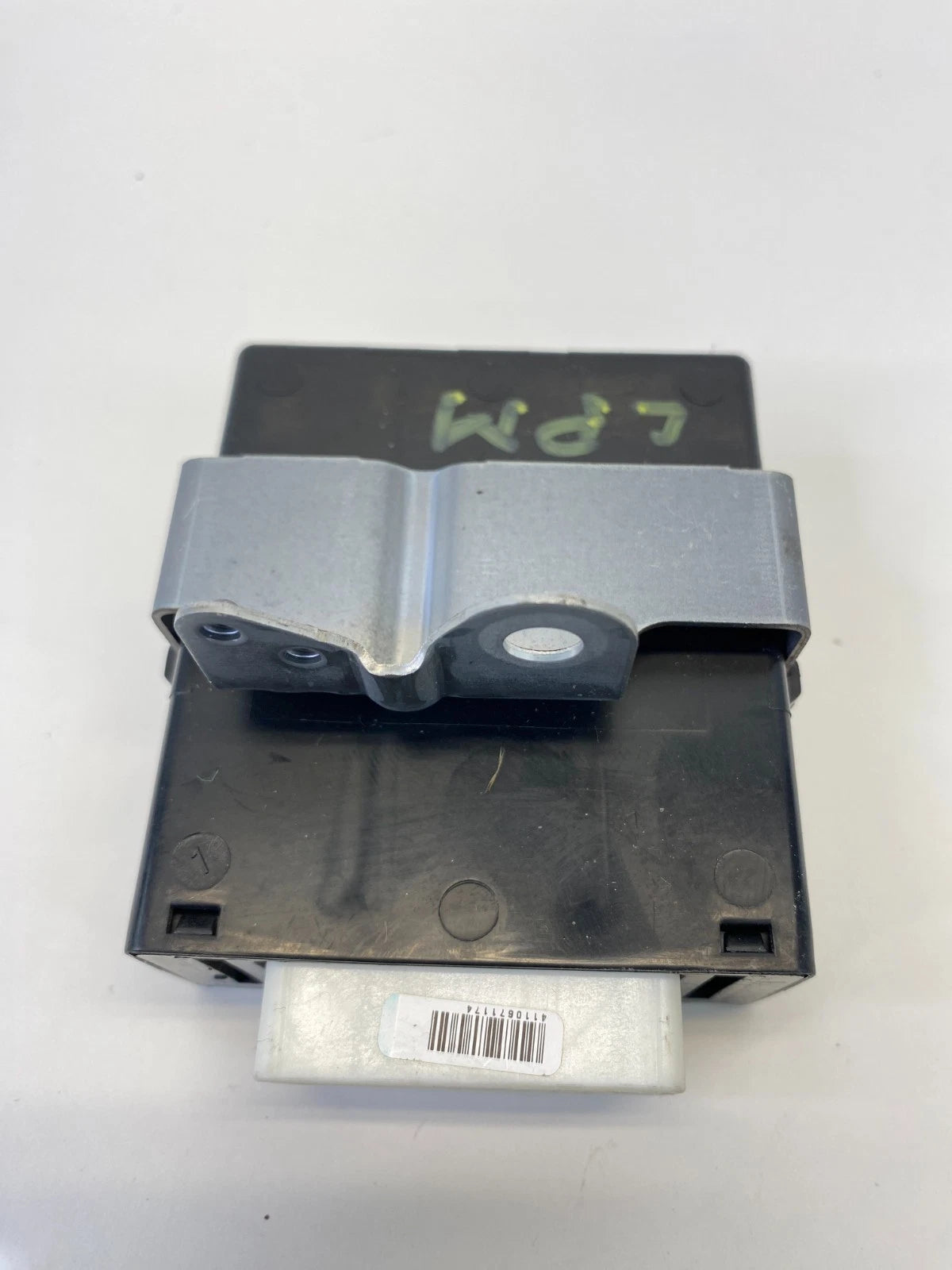 09 10 TOYOTA MATRIX COROLLA DRL RUNNING LIGHT RELAY MODULE ASSY 82810-02060 OEM