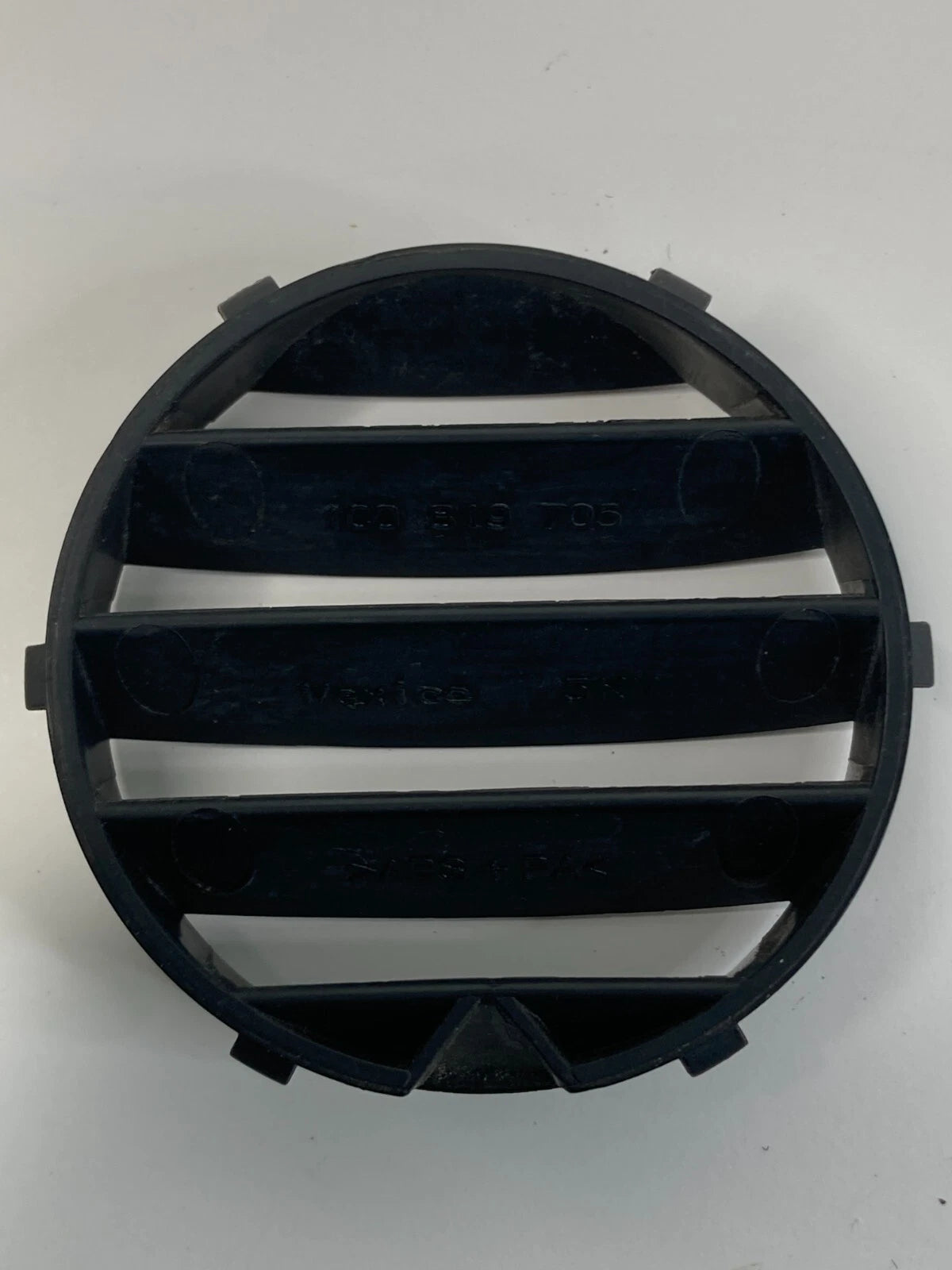 1998-2010 Volkswagen Beetle Dash AC Heater Air Vent Defogger Grille 1C0819705
