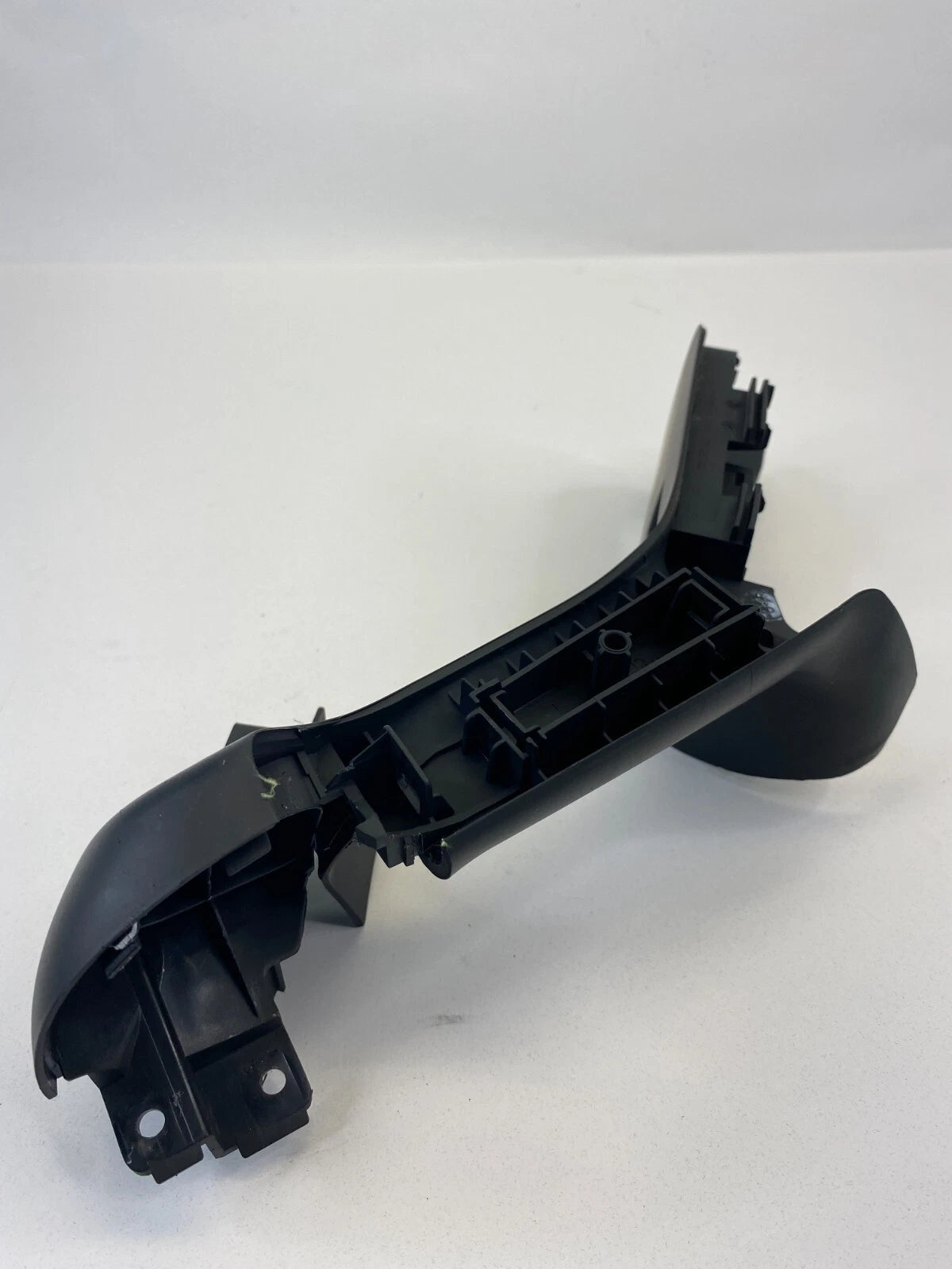 05-11 AUDI A6 QUATTRO FRONT RIGHT SIDE INNER DOOR HANDLE PULL SWITCH BEZEL OEM