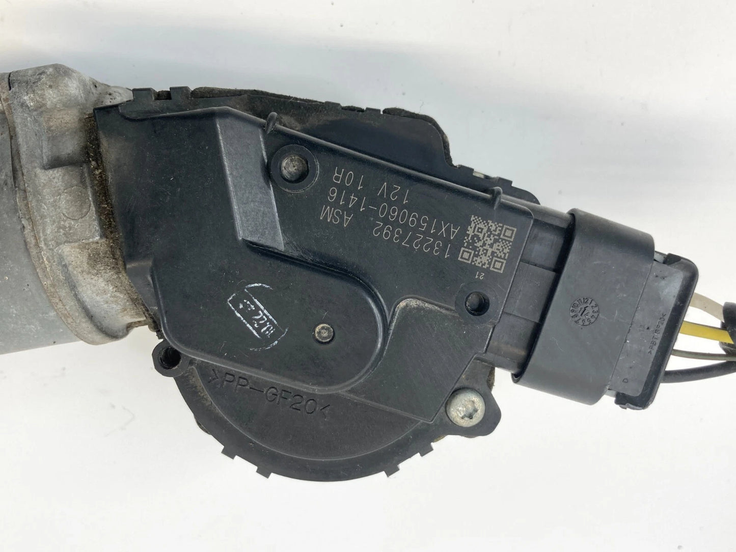2011-2017 BUICK REGAL FRONT WINDSHIELD WIPER MOTOR ASSY 13227392 OEM