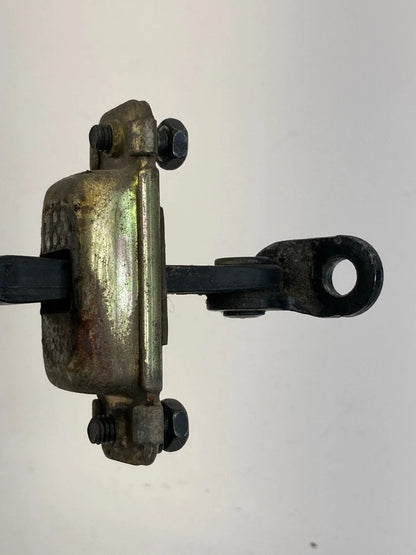 2001-2006 HYUNDAI ELANTRA FRONT LEFT DRIVER DOOR CHECK STOP STOPPER DETENT OEM