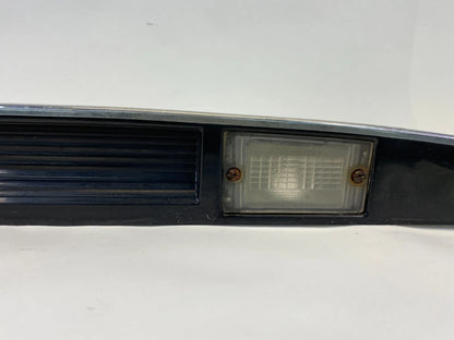 04-06 KIA SPECTRA REAR LID FINISH GARNISH LICENSE LIGHT PANEL MOLDING 925012F010