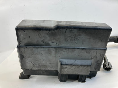 04-06 Nissan Altima 3.5L Engine Compartment Junction Fuse Box Assy 284B9-7Y000