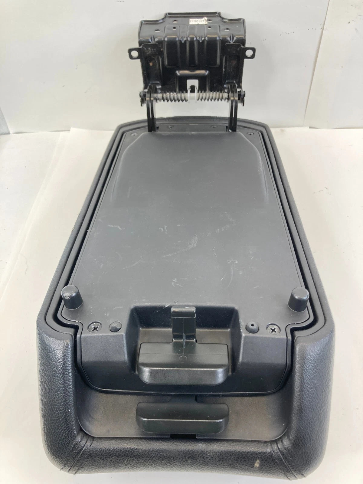 2011-2015 HYUNDAI SONATA CENTER CONSOLE ARM REST ARMREST LID STORAGE OEM