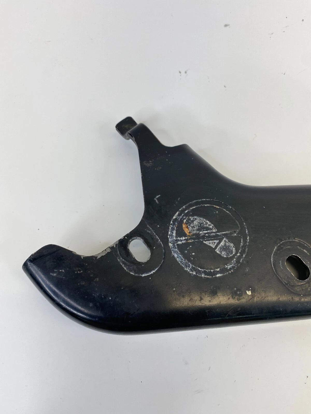 2005-2007 HONDA ODYSSEY REAR LEFT SLIDING DOOR LOWER BRACKET ROLLER ASSEMBLY OEM