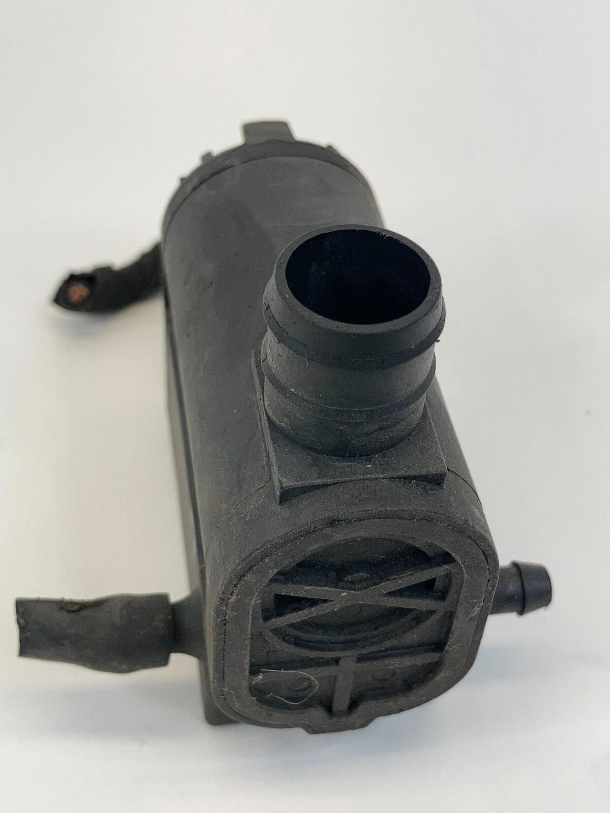 2007-2009 HYUNDAI SANTA FE WINDSHIELD WIPER FLUID WASHER PUMP MOTOR OEM