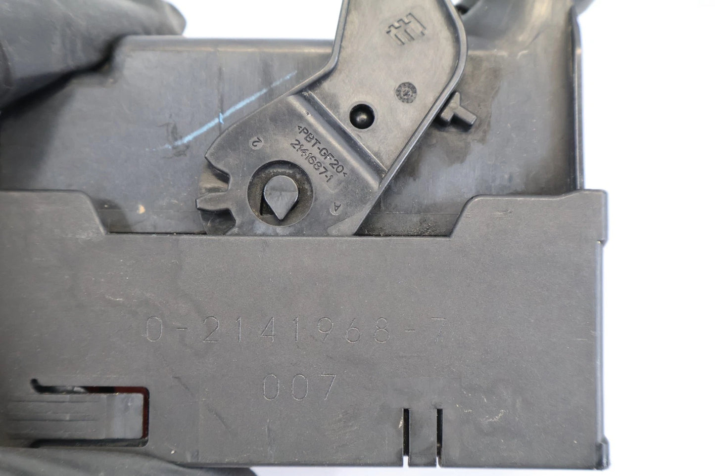 2015-2018 FORD FOCUS 2.0L L4 A/T ABS ANTI LOCK BRAKE PUMP PLUG CONNECTOR OEM