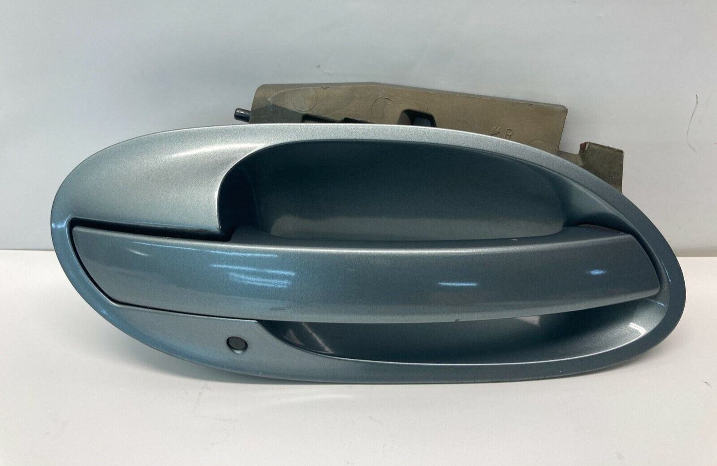 02-04 BMW 745i 745Li 03 04 760Li Rear Right Side Exterior Door Handle Assembly