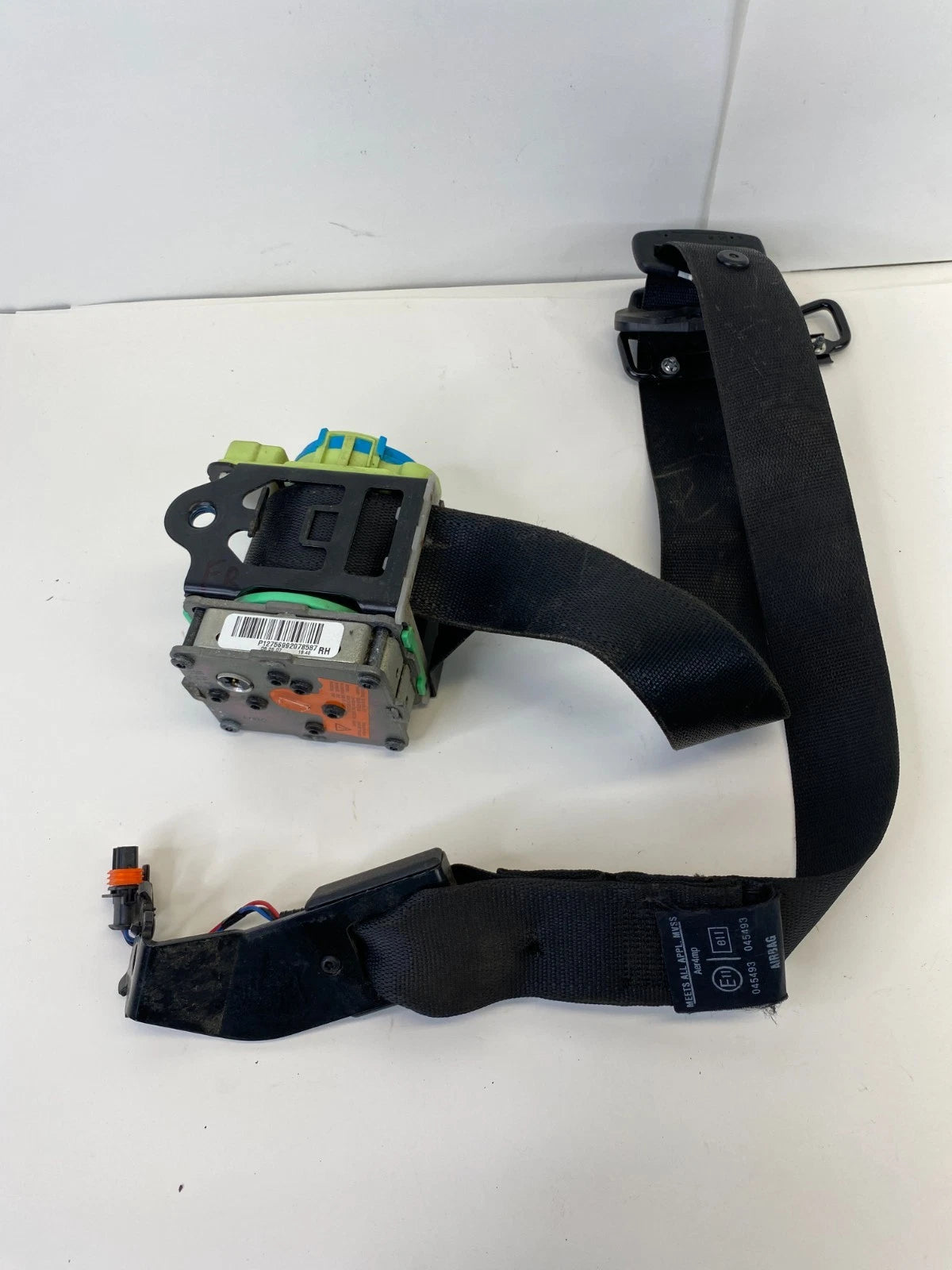2003-2011 SAAB 9-3 FRONT RIGHT SEAT BELT RETRACTOR PASSENGER OEM 305652810ZZZ-AA