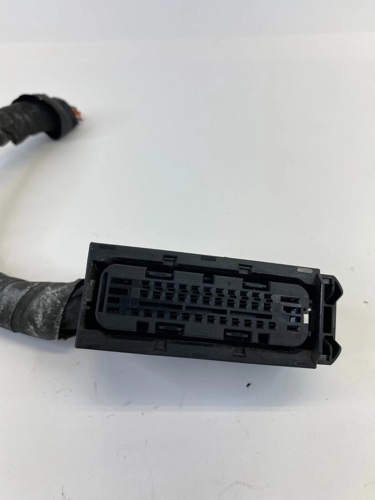 06 07 BMW 530I 3.0L AT ABS ANTI LOCK BRAKE PUMP PLUG CONNECTOR RELAY 1452240-1