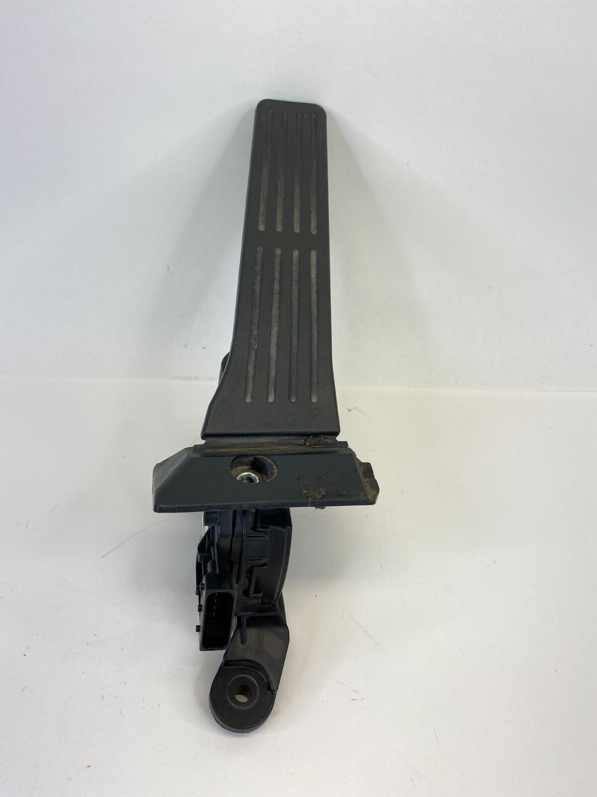 2011-2016 Hyundai Elantra Accelerator Throttle Gas Pedal Lever 32700-3XXX OEM