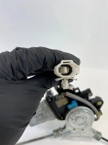 2001-2005 SUZUKI GRAND VITARA FRONT RIGHT WINDOW REGULATOR W/ MOTOR 83430-65D00