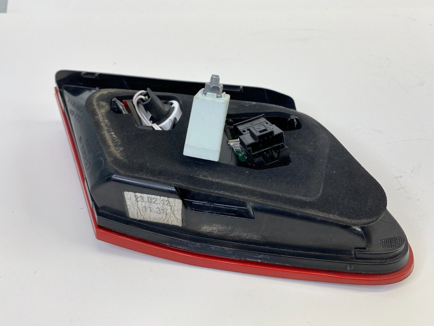 2010-2013 Mercedes-Benz E350 Rear Left Inner Tail Light Taillight 212-820-07-64