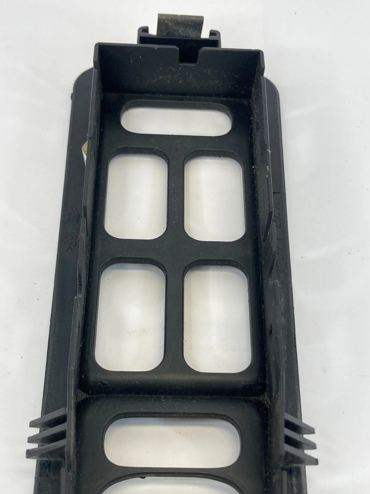 2004-2006 CADILLAC SRX FRONT LEFT DRIVER DOOR WINDOW SWITCH BEZEL COVER TRIM OEM
