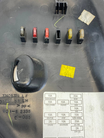 2000-2005 CHEVROLET MONTE CARLO LEFT FUSE BOX COVER DASH END PANEL 10405339 OEM