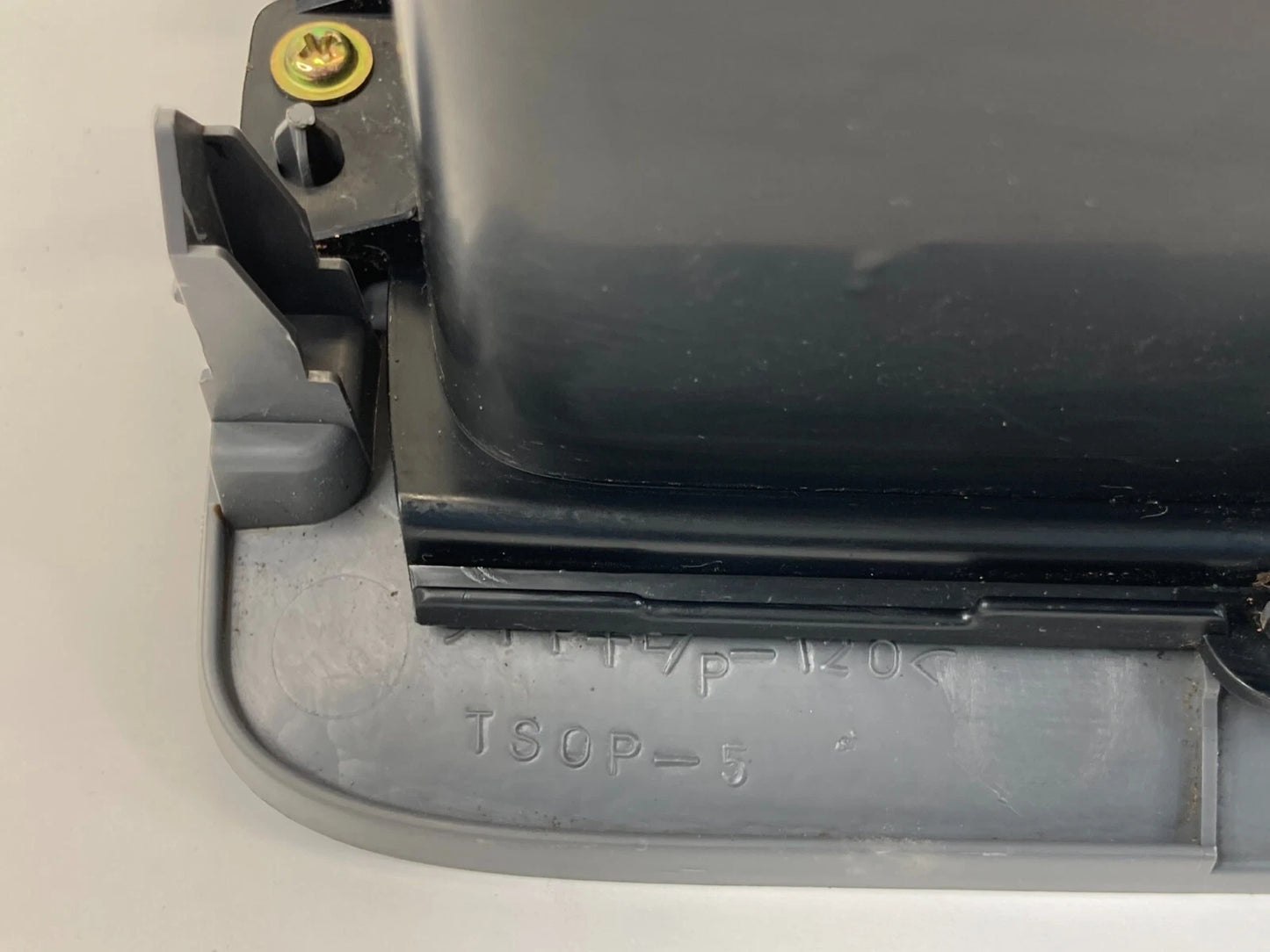 2001-2003 TOYOTA RAV4 DASH INSTRUMENT PANEL ASHTRAY TRIM BEZEL W/ POWER OUTLET