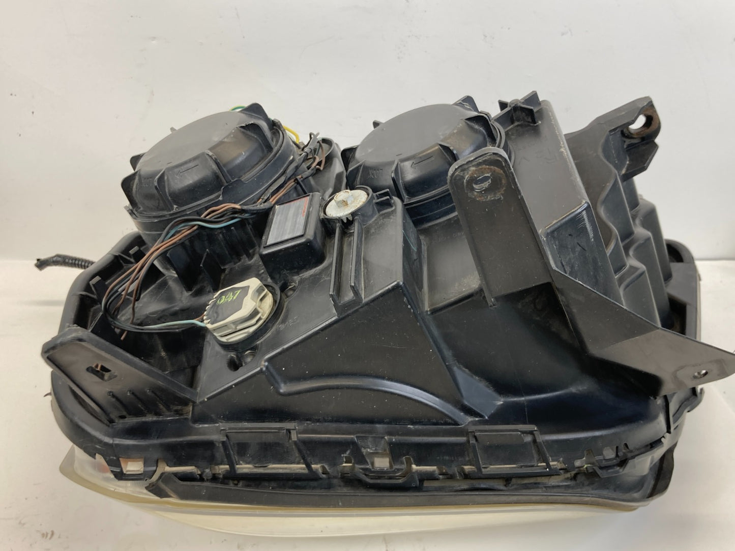 2010-2015 GMC Terrain Right Passenger Side Headlight Headlamp Halogen RH OEM