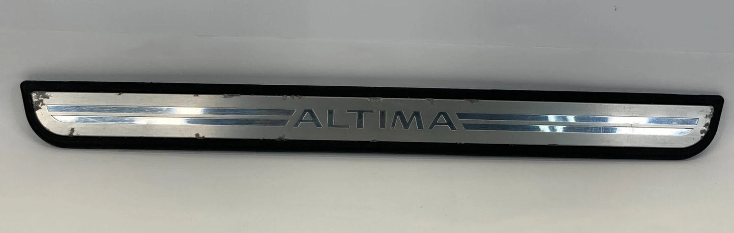 2007-2013 NISSAN ALTIMA FRONT LEFT DOOR SCUFF SILL TRIM PLATE 999M1-UT000 OEM