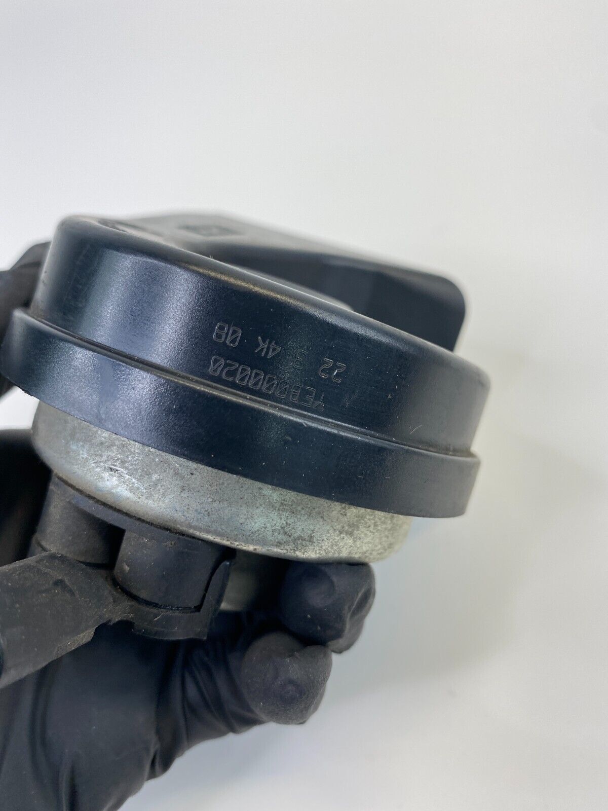 2003-2009 Range Rover Low Note Alarm Signal Horn Assembly E355306 OEM