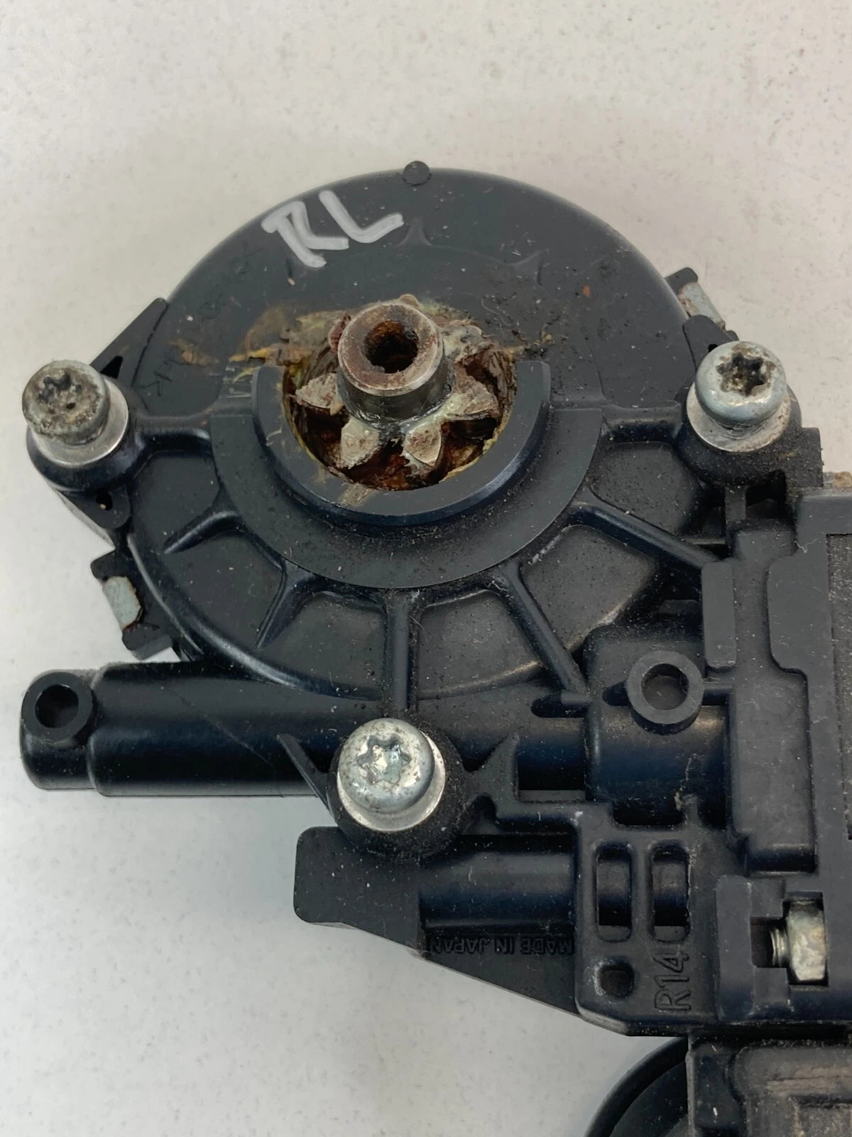 2006-2008 LEXUS IS250 IS350 REAR LEFT SIDE DOOR POWER WINDOW MOTOR 85710-58010