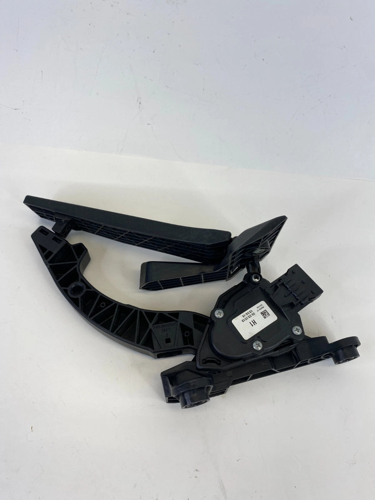 2011-2015 HYUNDAI SONATA ACCELERATOR THROTTLE GAS PEDAL TRAVEL SENSOR MODULE OEM
