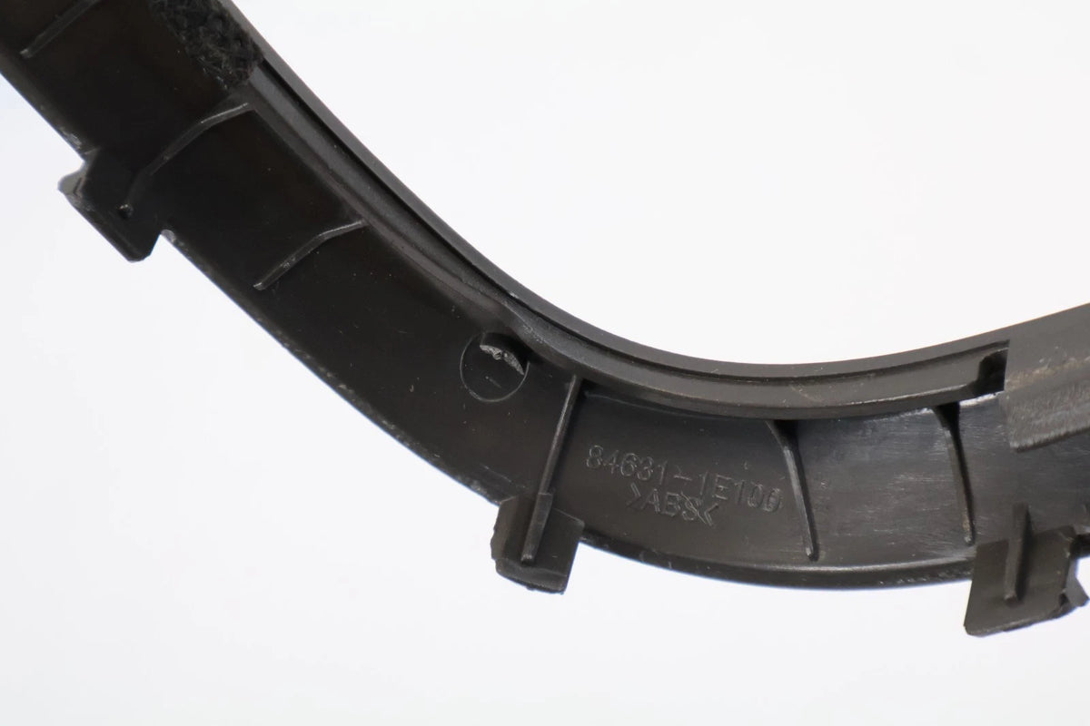 06-11 HYUNDAI ACCENT AUTOMATIC SHIFTER CONSOLE TRIM BEZEL SURROUND 84631-1E100