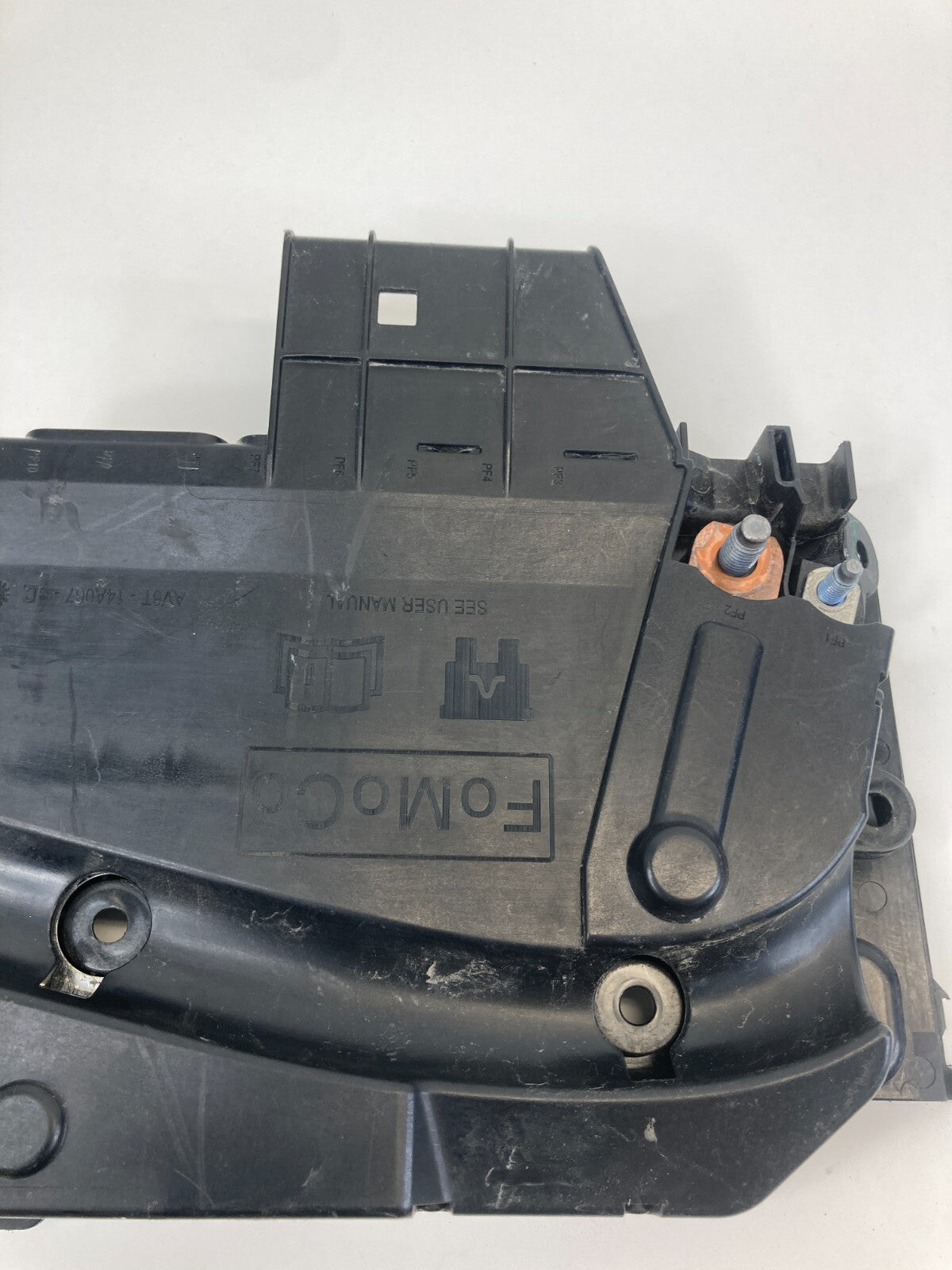 2012-2014 Ford Focus 2.0L Battery Terminal Power Distribution Control Module