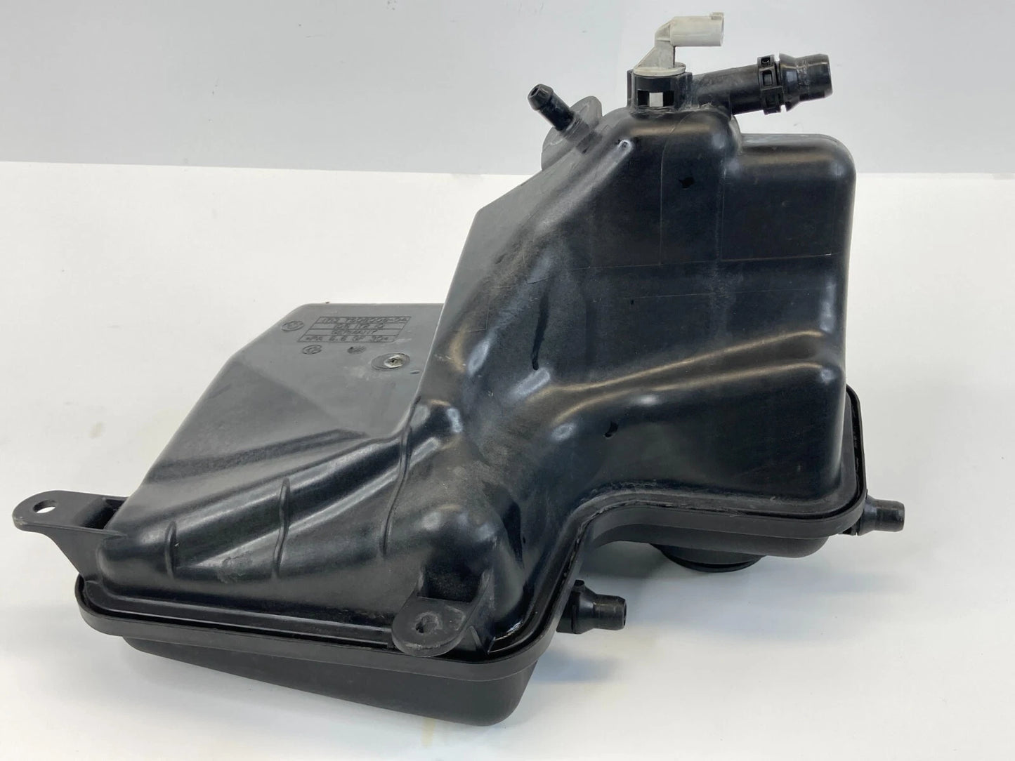 2003-2005 BMW 745I RADIATOR COOLANT WATER EXPANSION TANK 17137508008 OEM