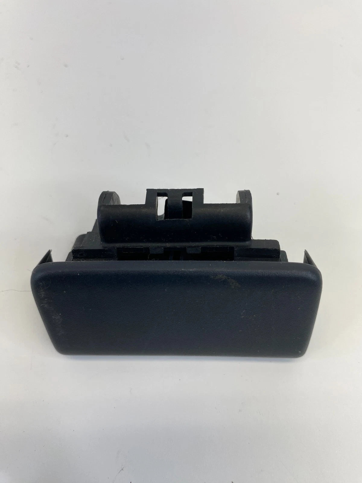 2003 2004 2005 2006 2007 2008 Pontiac Vibe Glove Box Lock Latch Door Handle OEM