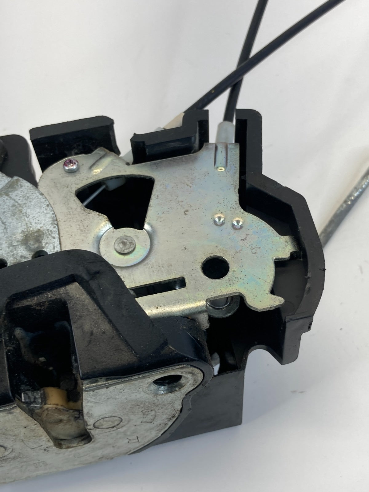 04-12 Chevrolet Colorado CREW CAB Front Right Side Door Lock Latch Actuator OEM