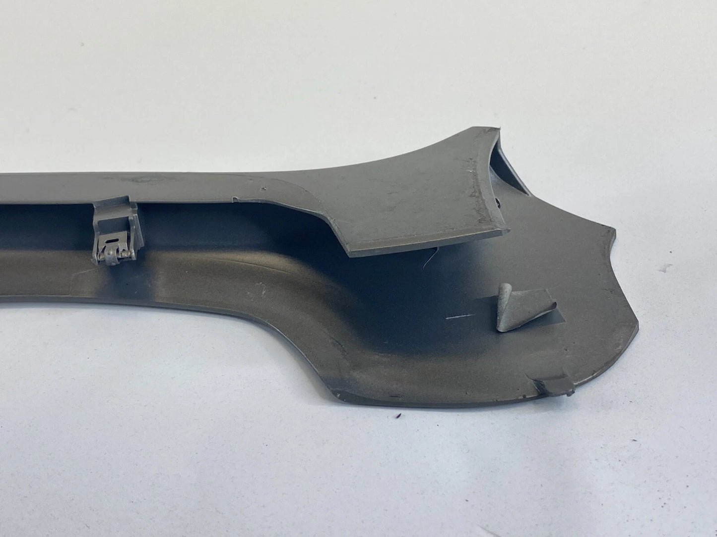 2006-2008 HONDA PILOT CENTER CONSOLE RIGHT SIDE LOWER DASH BEZEL COVER 77292-S9V