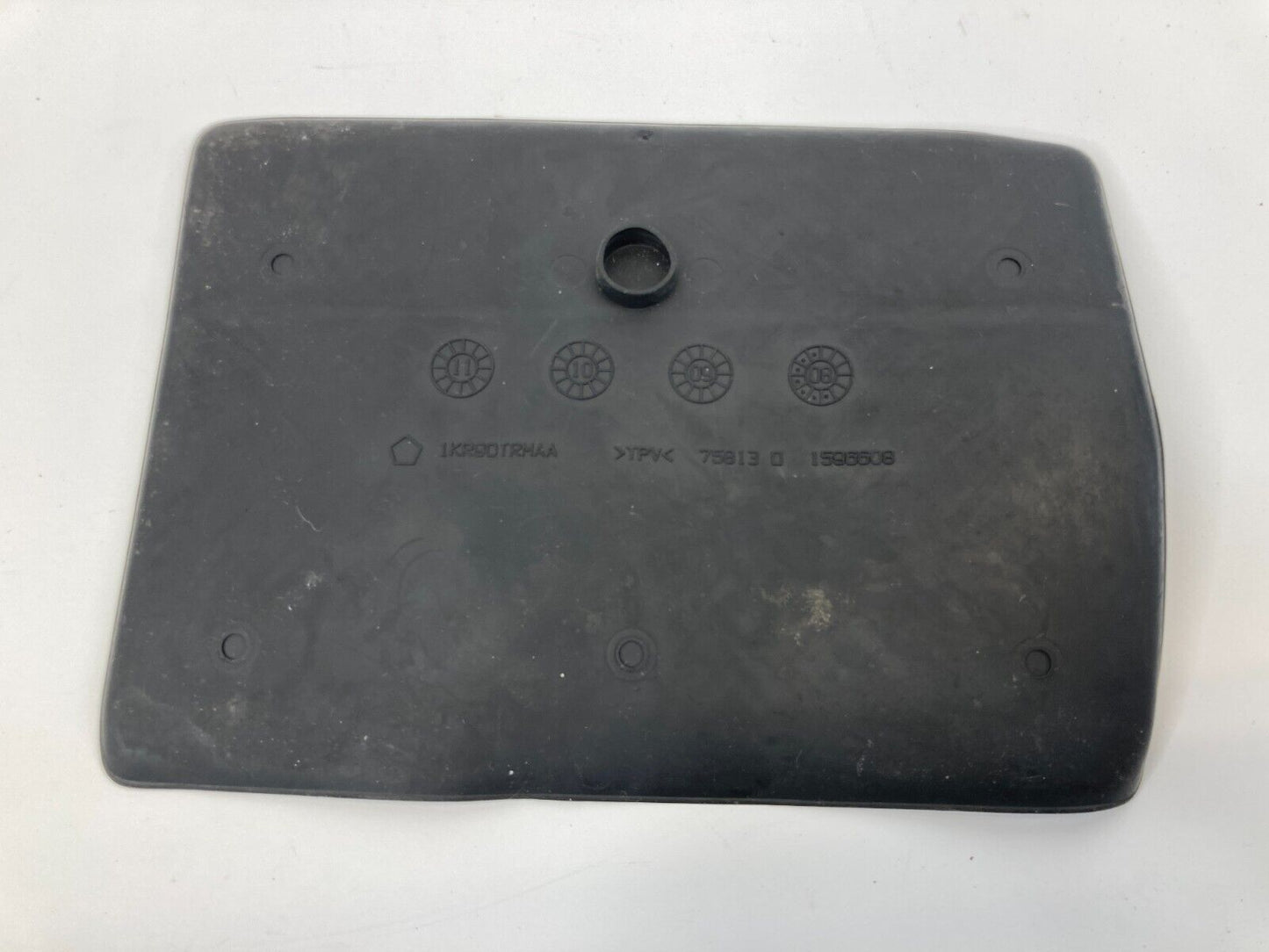 2009-2014 Volkswagen Routan Floor Center Console Rubber Mat Insert 1KR90TRMAA