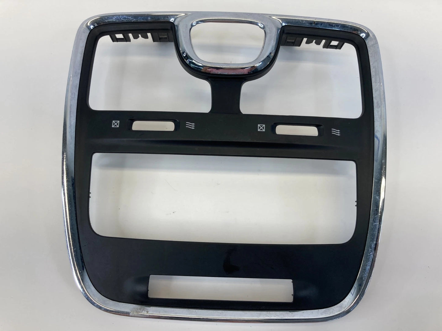 2011-2016 CHRYSLER TOWN & COUNTRY CENTER INSTRUMENT DASH TRIM BEZEL PANEL OEM
