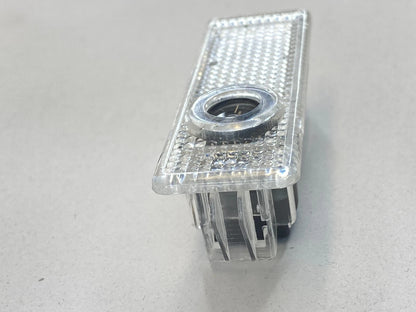 04-07 BMW 530I REAR RIGHT PASSENGER SIDE INTERIOR DOOR LIGHT COURTESY LAMP OEM