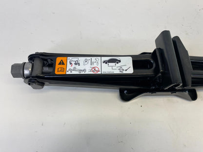 10-19 FORD TAURUS 13-19 INTERCEPTOR SPARE JACK TOOL KIT ASSY 8A83-17080-AC OEM